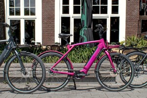 Nieuwe Azor City E-bikes