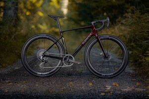 Giant introduceert Revolt Advanced (Pro) gravelfietsen