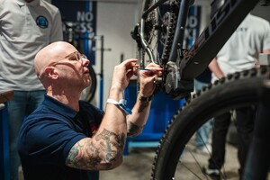 Van marktplaats naar een eigen fietszaak in het hoog segement 