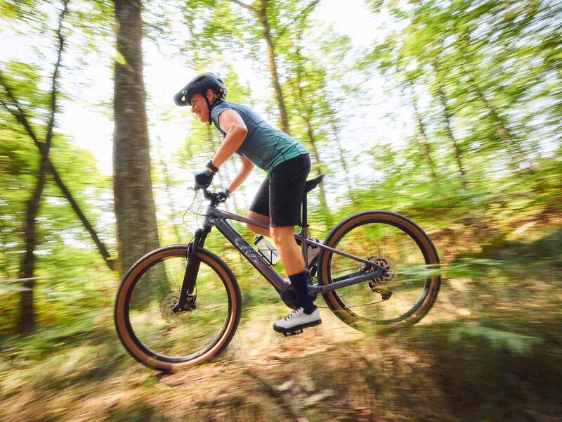 Giant en Liv introduceren nieuwe elektrische mountainbikes
