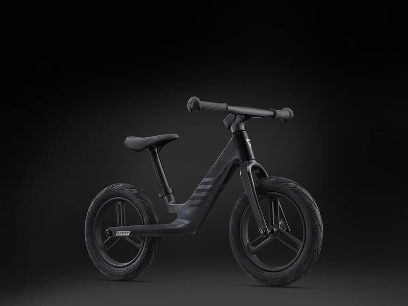 Giant lanceert Pre rCarbon loopfiets