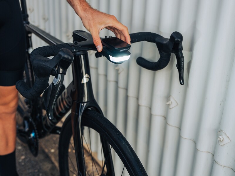 BusyBee Bike: slimme verlichting & accessoires van Ravemen