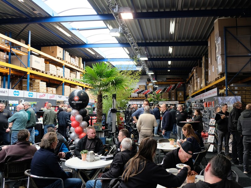 Huisshow Louis Verwimp in teken van lancering nieuw B2B-portal