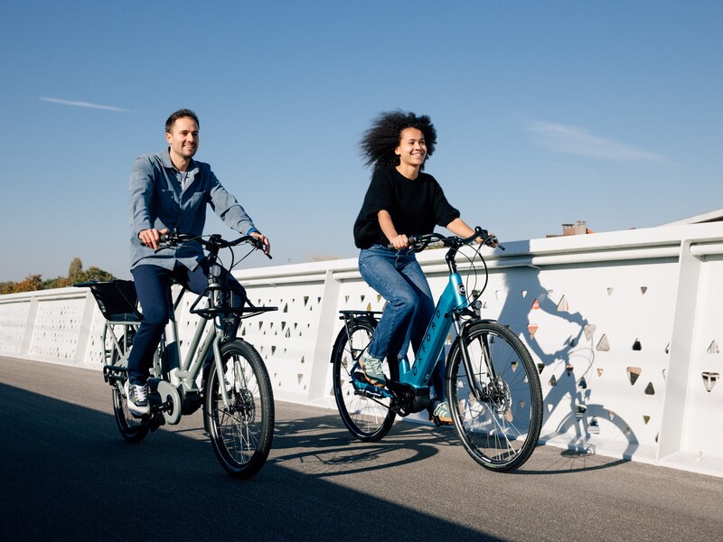 Kleurrijke e-bikes van Oxford Bikes