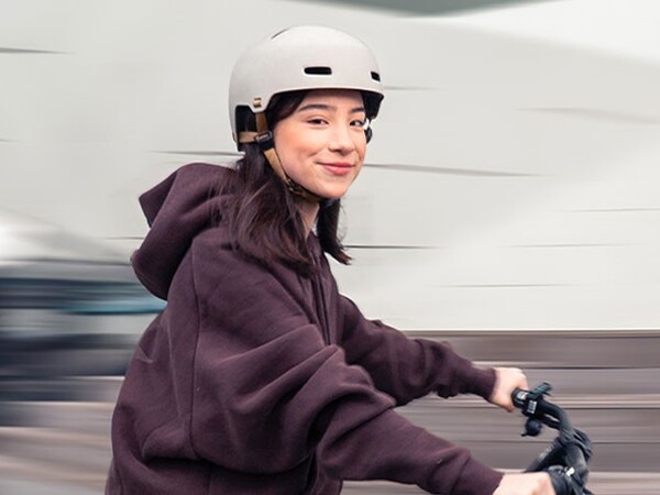 ABUS wil af van stoffige image van fietshelm bij jongeren